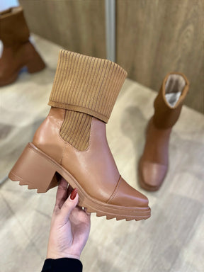 Bota Versatile Essence - 3 em 1